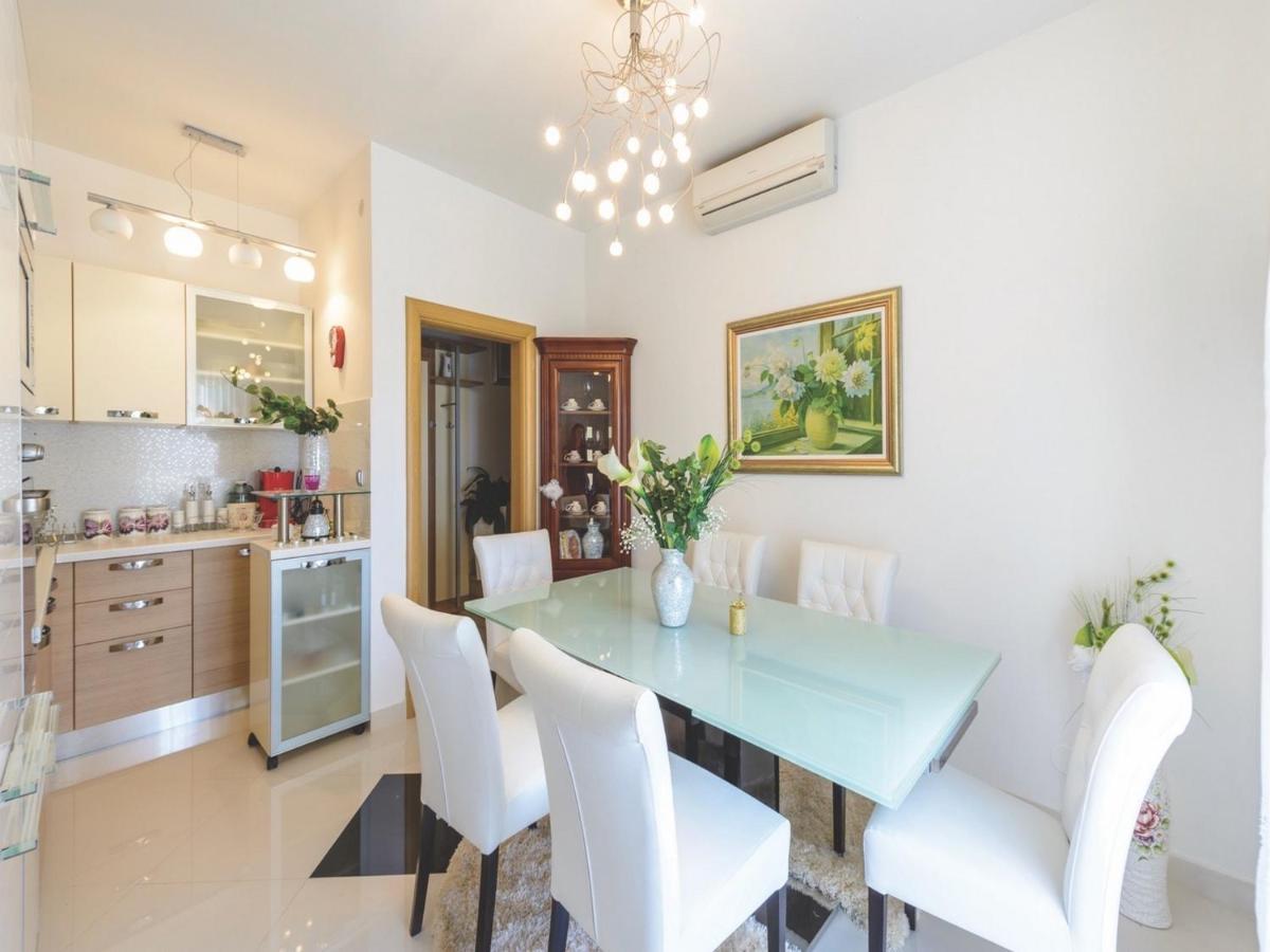 Apartment Viva La Vita ツァヴタット エクステリア 写真